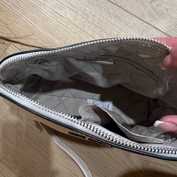 Steve Madden purse - Picture 4 of 4